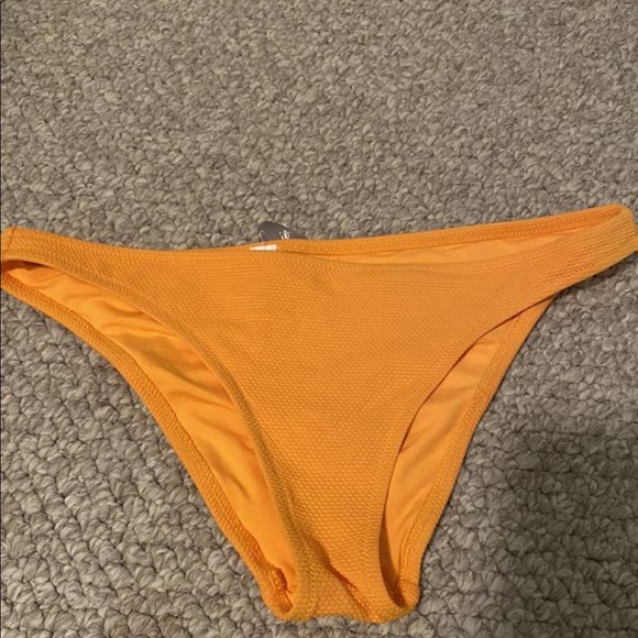 Bathing suit bottoms - Picture 1 of 1